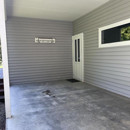 Appartamento Guest Wing In Richmond Downs Walton Esterno foto