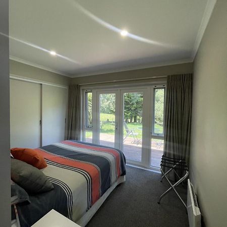 Appartamento Guest Wing In Richmond Downs Walton Esterno foto