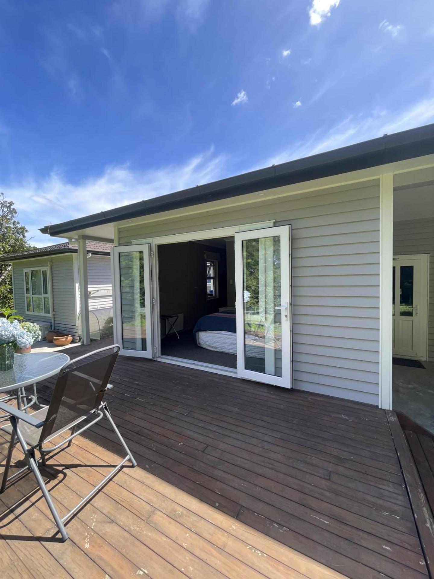 Appartamento Guest Wing In Richmond Downs Walton Esterno foto